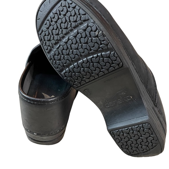 Black Dansko Clogs—38 - Picture 5 of 5
